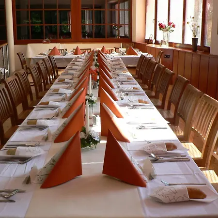 Hotel Sporthotel Hostivice 3*