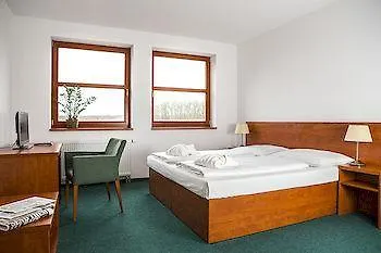 Hotell Sporthotel Hostivice